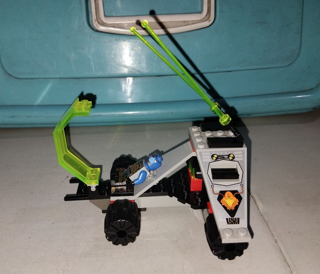 6829 LEGO UFO Radon Rover - released in 1997, retired, vintage ...