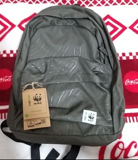 （分類：）位於 。 由 eeshopee 提交（商品編號 1328162159，圖片 1）。簡介： 。