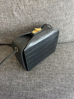 （分類：）位於 。 由 wsmn88 提交（商品編號 1328128011，圖片 1）。簡介： 。