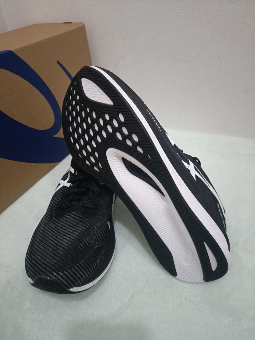 Asics Magic Speed 3.0 (Category: Sneakers) located in Singapore. Submitted by kielhill5392584 (Listing ID 1328120039, Image 3). Description: Preorder only ETA item arriving 5-7 days EU36-EU45 US W4-12 M5-11 Payment on delivery Face-to-face is not supported. Brand new, authentic, shoebox and tag If you have other favorite styles, please send a private message..