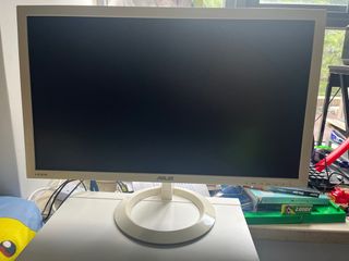 （分類：）位於 。 由 glggarz 提交（商品編號 1328093053，圖片 1）。簡介： 。