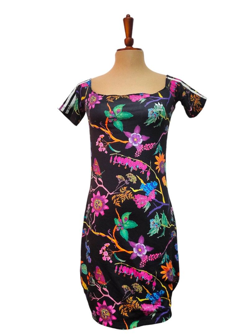 AUTHENTIC ADIDAS THE POISONOUS GARDEN REVERSIBLE NO SHOULDER DRESS IN Luxury Apparel on Carousell