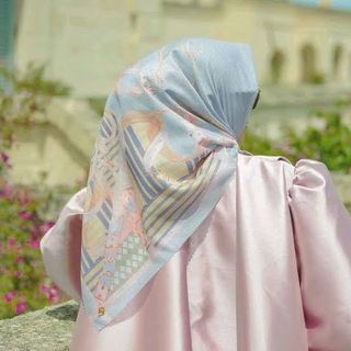 (Kategori: ) berada di . Dikirim oleh hellohellow123 (ID iklan 1328196972, Gambar 1). Deskripsi: .