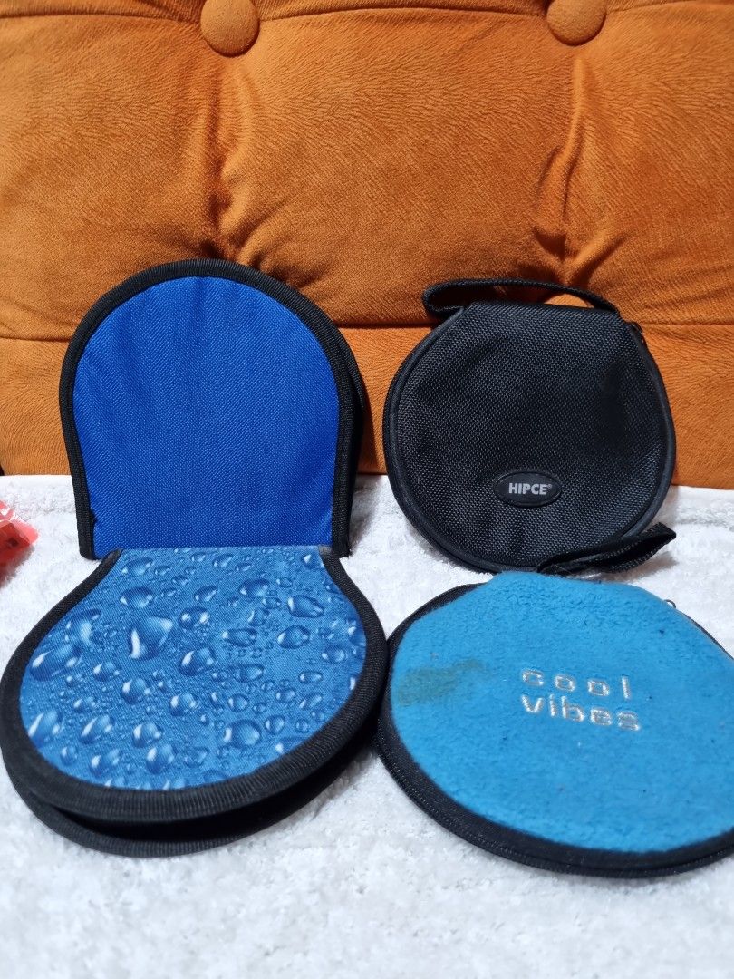 CD Case Bundle Set (Category: Portable Audio Accessories) located in Paombong. Submitted by sweetdeals0181656 (Listing ID 1328205873, Image 1). Description: 4 pieces CD case. Soft Case with washable stains. Sold as bundle..