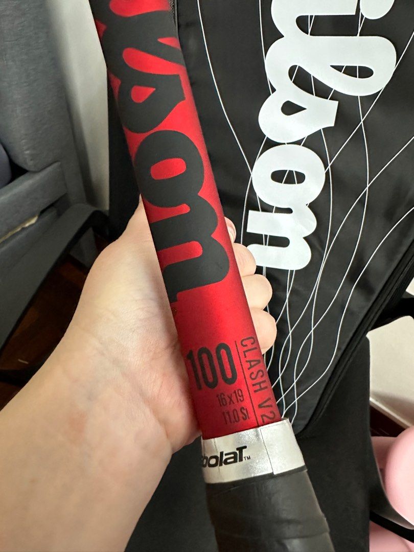 Clash 100 v2 Tennis Racquet, Sports Equipment, Sports & Games, Racket