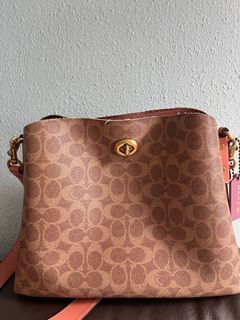 （分類：）位於 。 由 user09873 提交（商品編號 1328093941，圖片 1）。簡介： 。