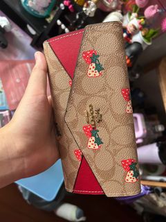 (Category: ) located in . Submitted by jxnnaa (Listing ID 1328103208, Image 1). Description: .