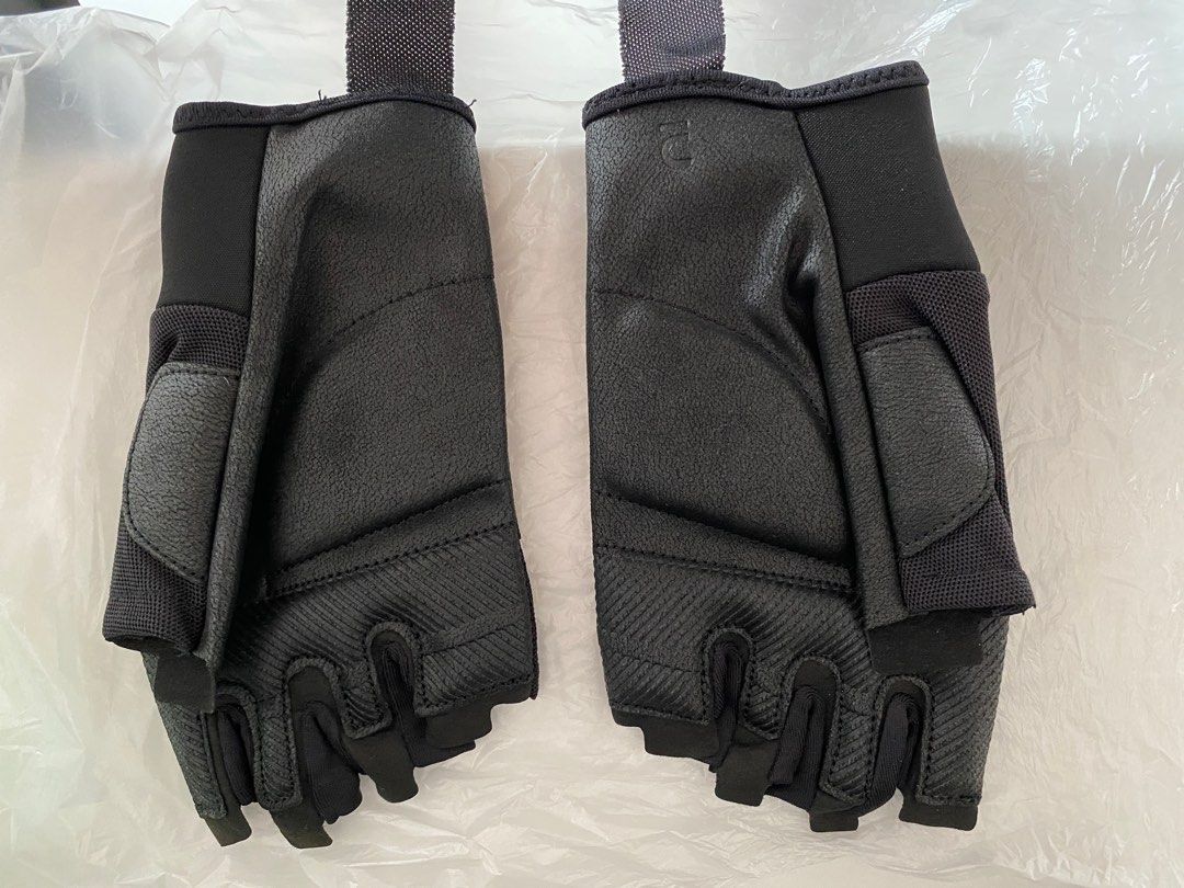 Decathlon Weight Training Gloves with Velcro Sports Equipment Other Sports Equipment and Supplies on Carousell