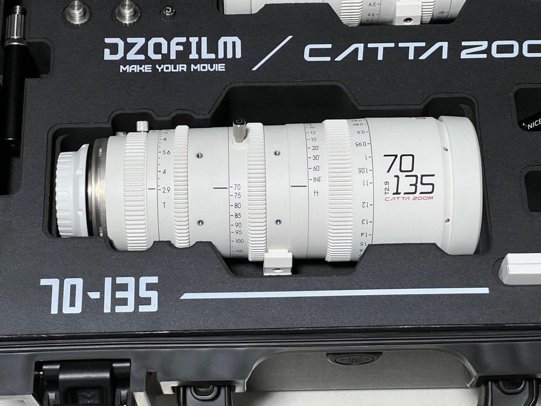 DZOFilm Catta Zoom 70-135mm T2.9 Cinema Lens628638353167391110