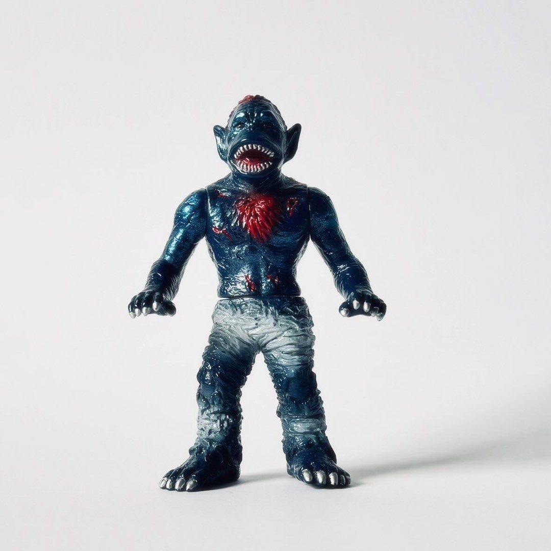 楳図かずお版「ウルトラマン」ソフビシリーズ 冷凍怪獣ギガス レトロ
