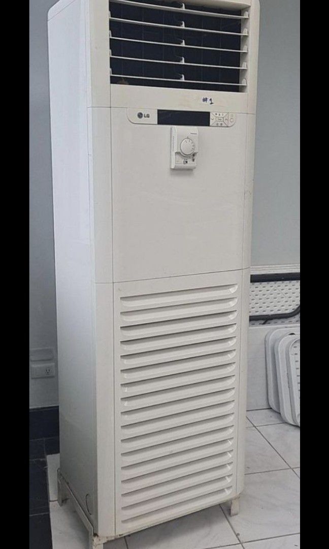 Floor standing A/C (Category: Air Conditioning and Heating) located in Muntinlupa City. Submitted by strlltsantos (Listing ID 1328063679, Image 1). Description: LG floor standing A/C 3 tonner.
