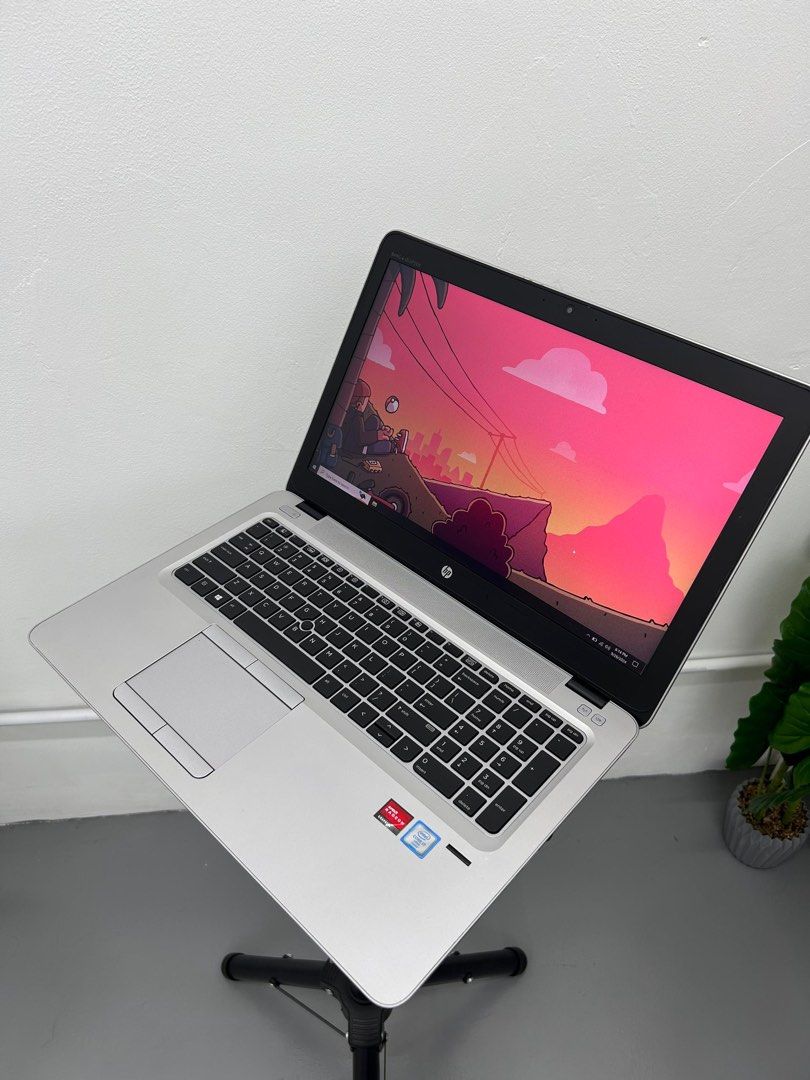 HP 4K Display R7 Graphics Card Gaming laptop, Computers & Tech, Laptops