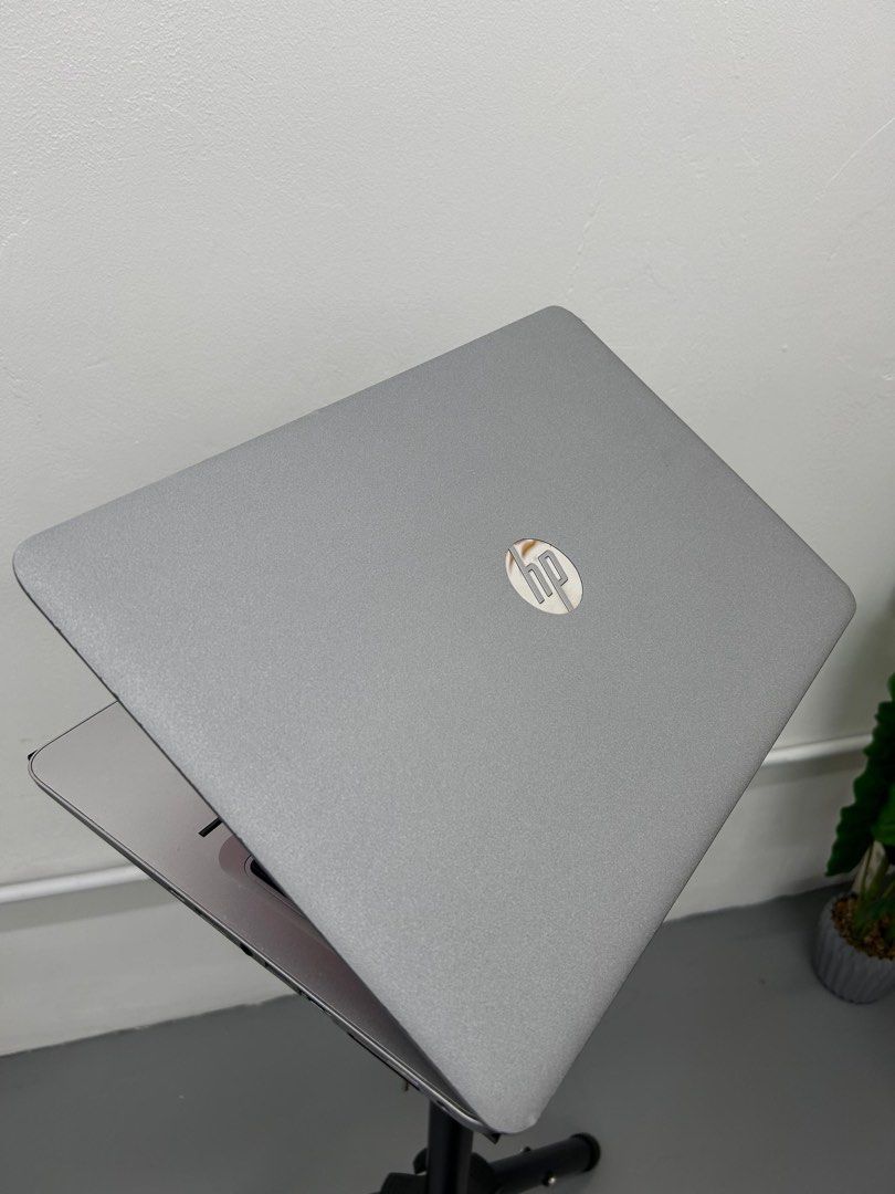 HP 4K Display R7 Graphics Card Gaming laptop, Computers & Tech, Laptops
