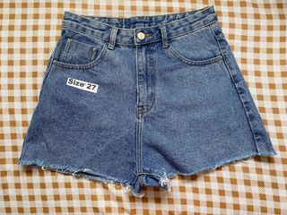 (Category: ) located in . Submitted by yanxxxx (Listing ID 1328112432, Image 1). Description: .