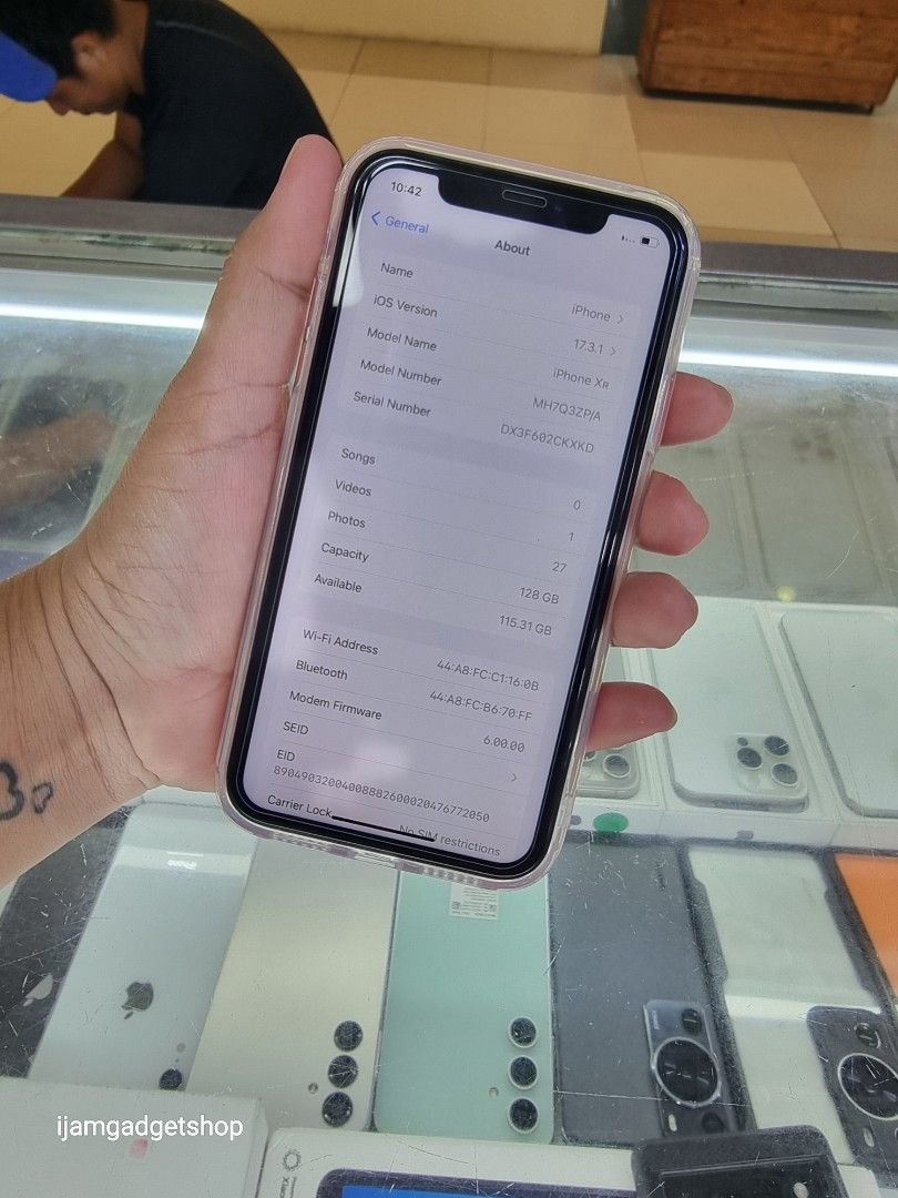 Iphone xr (Category: iPhone X Series) located in Pasig City. Submitted by ijamgadgets (Listing ID 1328111519, Image 1). Description: iphone Xr 128gb makinis no dents factory unlocked 📌we do cod in metro manila and near provinces just add sf only 📌can visit in my store at greenhills shopping center 📌we do LBC transaction 📌we accept credit card in store 📌Accept ggives and spaylater 📌for fast transaction make acall 09291593032/09297180543.