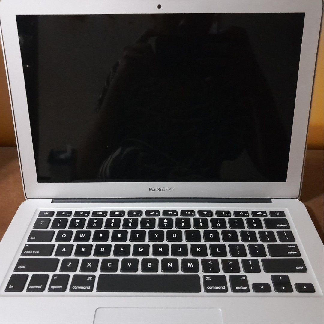 MacBook Air 13インチ Mid 2014 寒く SSD121 GB