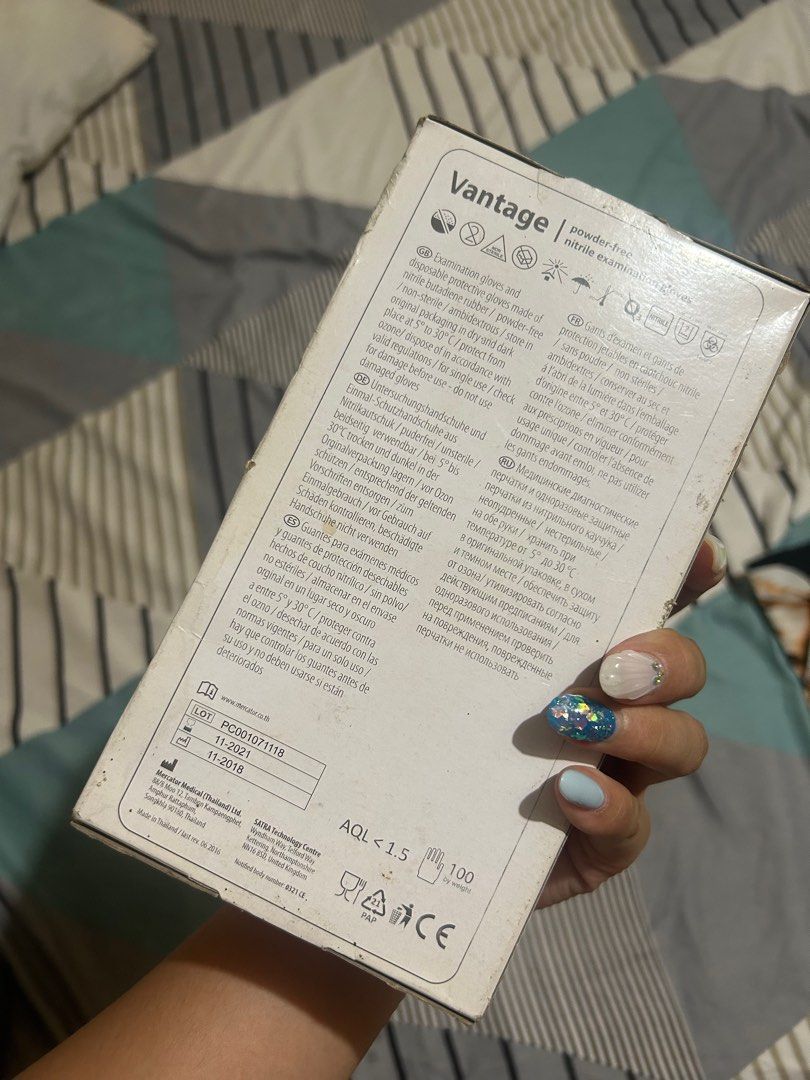 latex laboratory gloves (Category: Gloves) located in Pasay City. Submitted by volatile.waters (Listing ID 1328096746, Image 2). Description: konti lang nabawas, all clean inside.