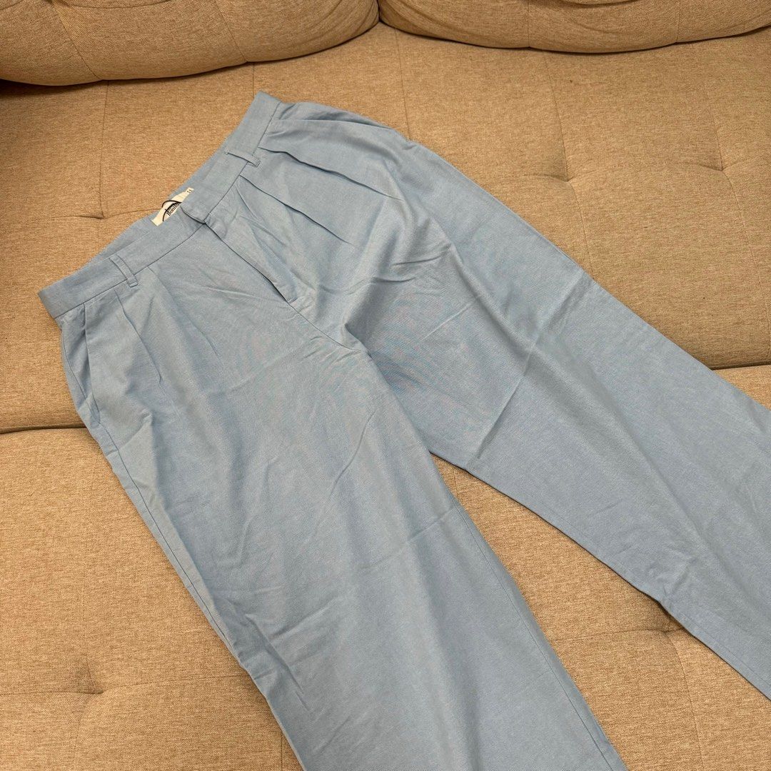 Love Bonito pants (Category: Other Bottoms) located in Paranaque City. Submitted by sams__stuff (Listing ID 1328126547, Image 2). Description: brand new and still with tag rfs: size is too big, hassle to return.