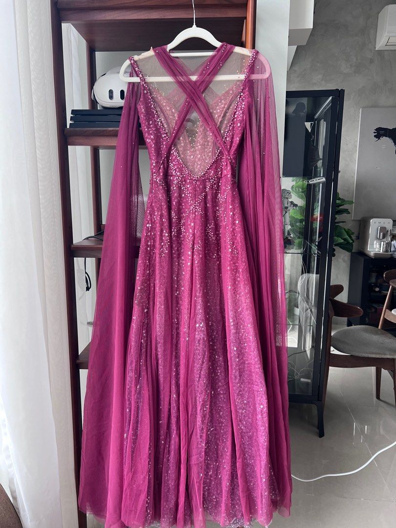 Mak Tumang Pantsuit Gown (Category: Jumpsuits) located in Mandaluyong City. Submitted by letnic (Listing ID 1328081838, Image 2). Description: Needs cleaning with small stain, Worn 5 yrs ago. Pm for details.