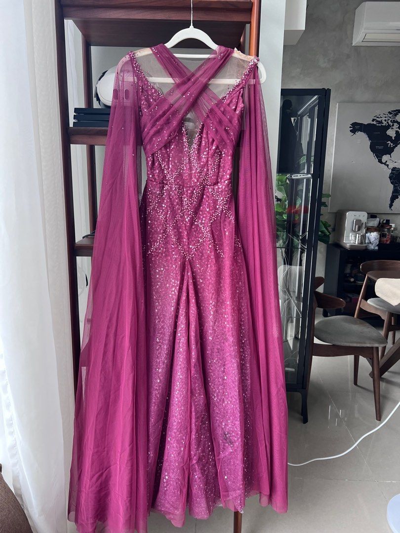 Mak Tumang Pantsuit Gown (Category: Jumpsuits) located in Mandaluyong City. Submitted by letnic (Listing ID 1328081838, Image 1). Description: Needs cleaning with small stain, Worn 5 yrs ago. Pm for details.