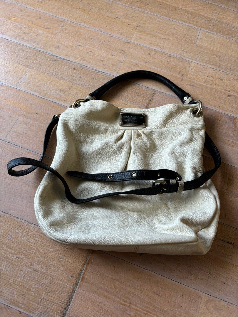 Marc Jacobs leather bag （分類：多用途袋）位於 Hong Kong。 由 trueocean_d402f2 提交（商品編號 1328094188，圖片 2）。簡介： 。