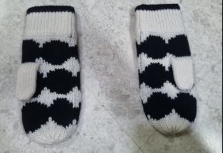 (Category: ) located in . Submitted by ahccn (Listing ID 1328227103, Image 1). Description: .