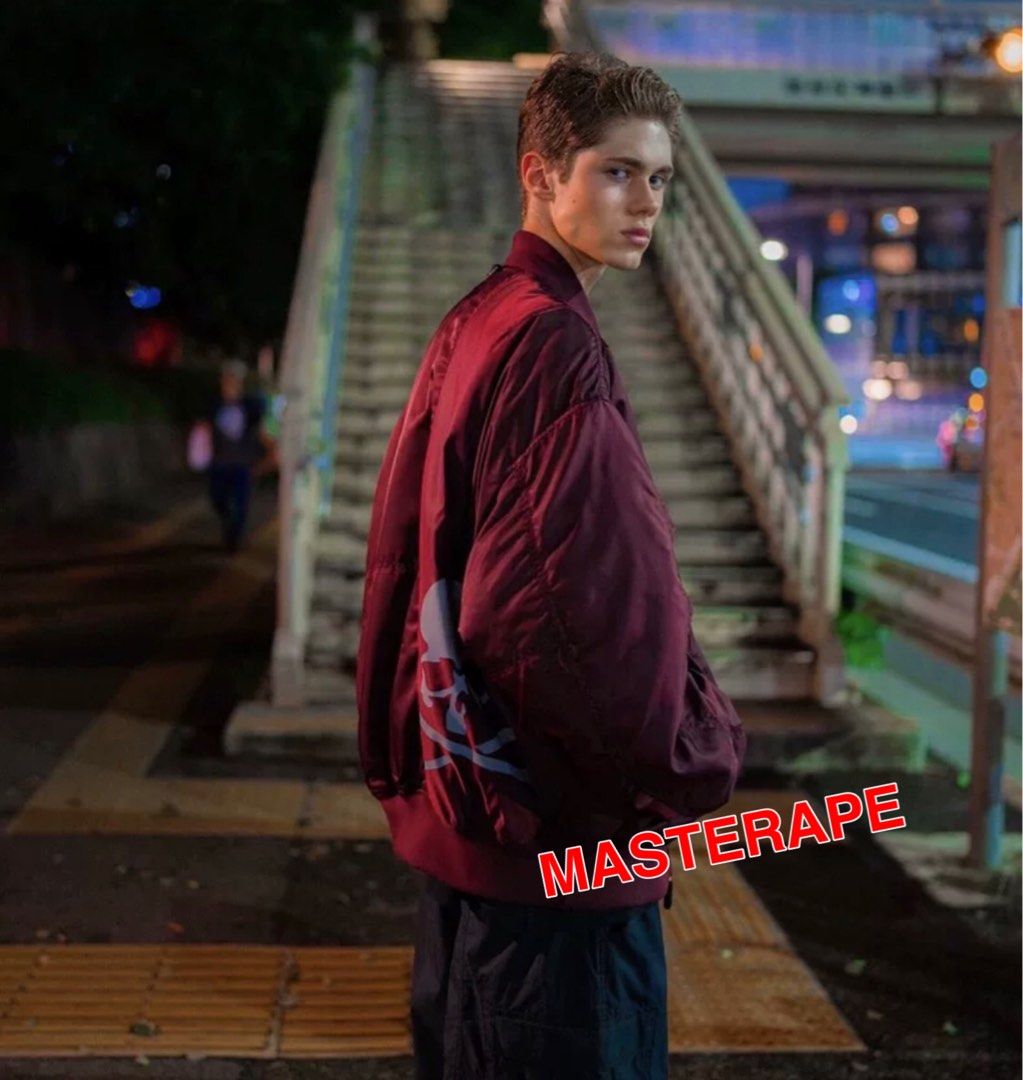 mastermind japan world x alpha industries MA-1 JACKET MA1 REFLECTIVE SKULL BURGUNDY RED 酒紅色 反光骷髏頭外套 mmj mmw （分類：外套及戶外衣服）位於 Hong Kong。 由 masterape2019 提交（商品編號 1328243638，圖片 3）。簡介： 。
