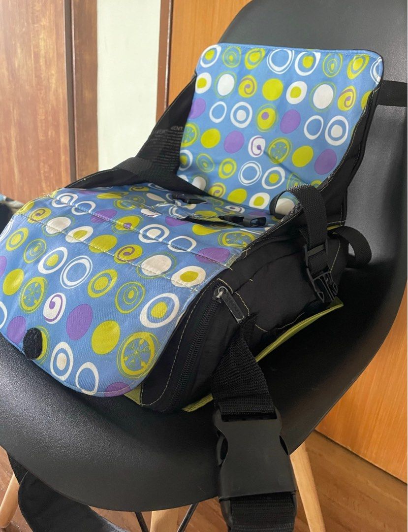 Munchkin Portable or Travel Booster Seat Babies Kids Going Out Other Babies Going Out Needs on Carousell