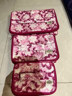 (Category: ) located in . Submitted by RedVelvet (Listing ID 1328177955, Image 1). Description: .