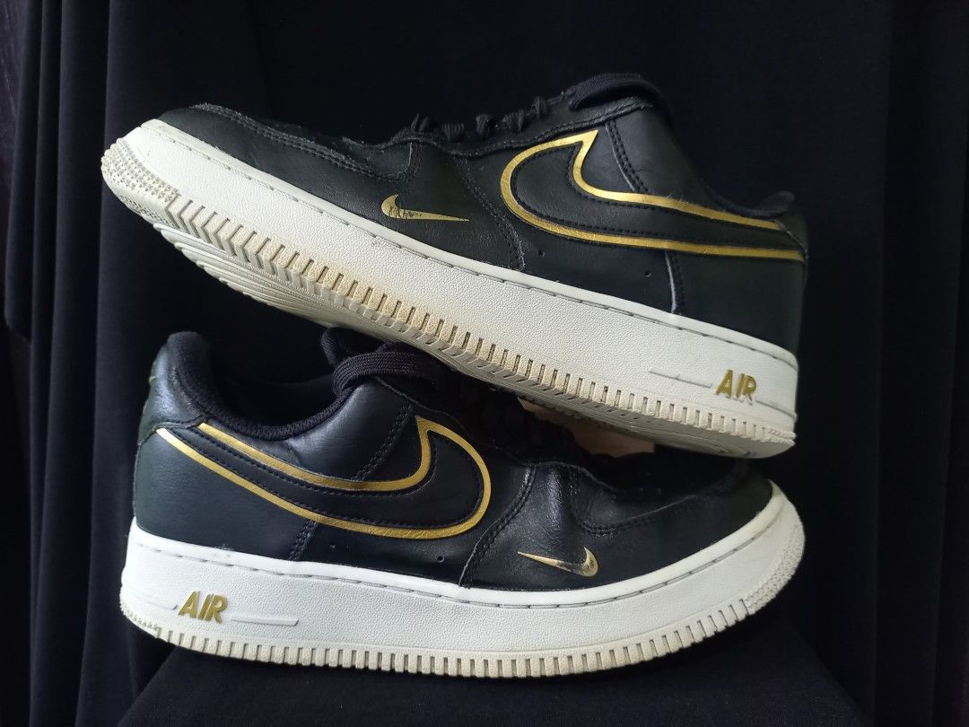 Nike Air Force Low Black Metalic gold