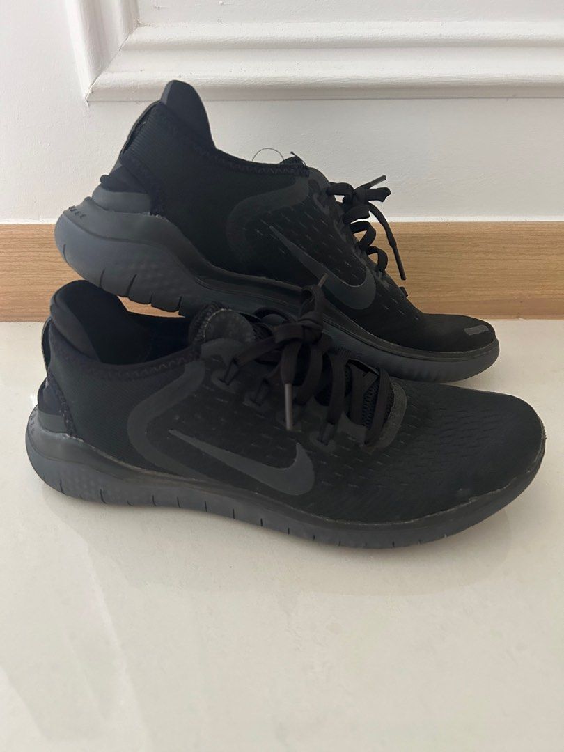 Nike free runs size 8 top