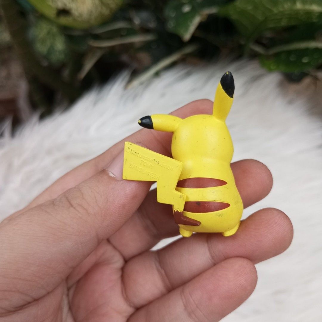 Nintendo POKEMON Pikachu PVC Mini Figure (Category: Figurines & Statues) located in Cainta. Submitted by japananikanik (Listing ID 1328178429, Image 2). Description: - Preloved - From Japan - NO FLAWS - Item on Hand ready for shipping - Great for gift/collection Prices are for the Item only SHIPPING FEE NOT INCLUDED legit seller 😊 For more inquiries kindly Pm us ☺️ FIRST TO PAY NO RESERVATION LALAMOVE pick up by SCHEDULE.