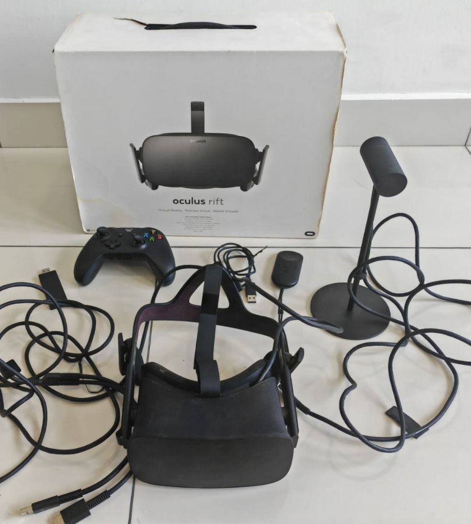 Oculus Rift set with xbox controller