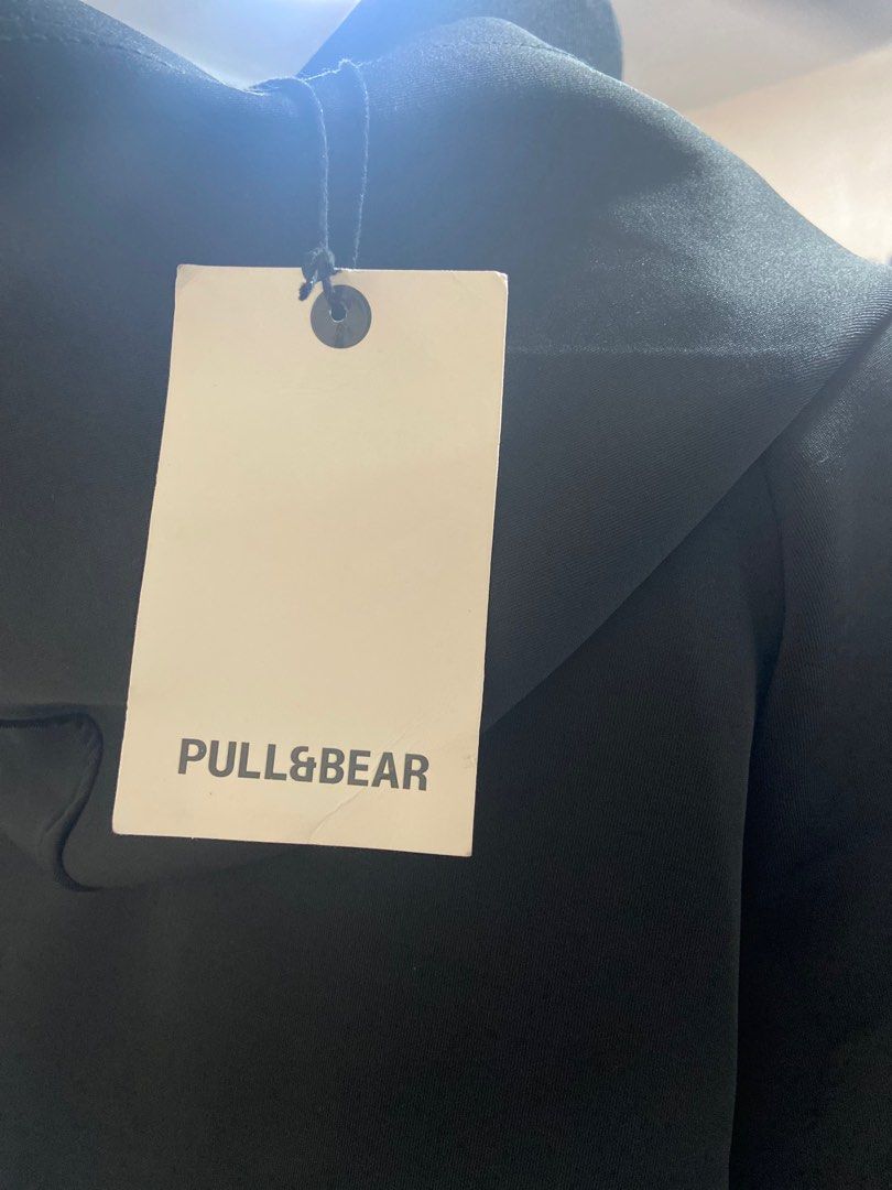 PULL BEAR HOODIE SIZE M NEW WITH TAG