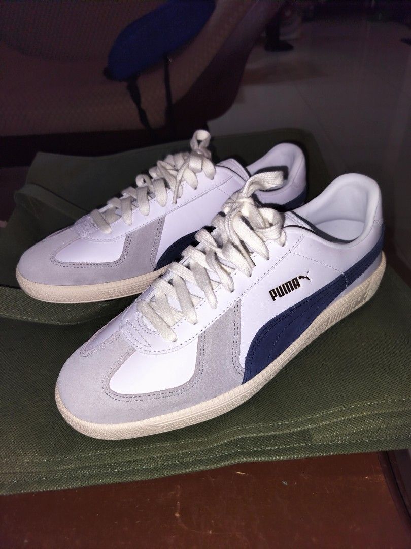 Puma Unisex Army Sneaker Shoes (Category: Sneakers) located in Quezon City. Submitted by webster914 (Listing ID 1328151124, Image 1). Description: Puma Army Sneakers (unisex) White-cool light gray-club navy Size 10 Brand new RFS: I ordered the wrong size.