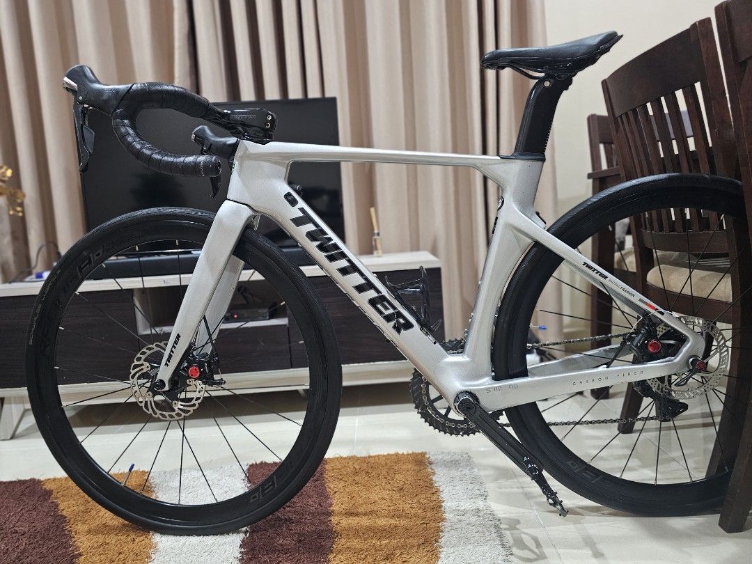 Twitter R10 Modified ROAD BIKE TWITTER R10 CARBON ULTEGRA, Sports Equipment, Bicycles ...