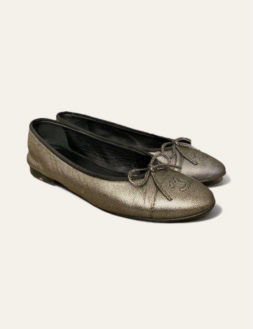 Chanel caviar ballerina flats top