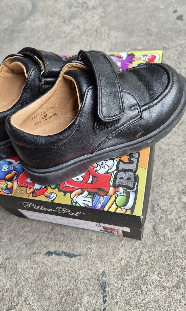 School shoes size 26 Good as New (Category: Babies & Kids Fashion) located in Pasig City. Submitted by bubbles2022 (Listing ID 1328088759, Image 3). Description: Bought at SM Dept Store for 1.4k / Like new. Used for 3months only. Size 26. used by my 3yo.