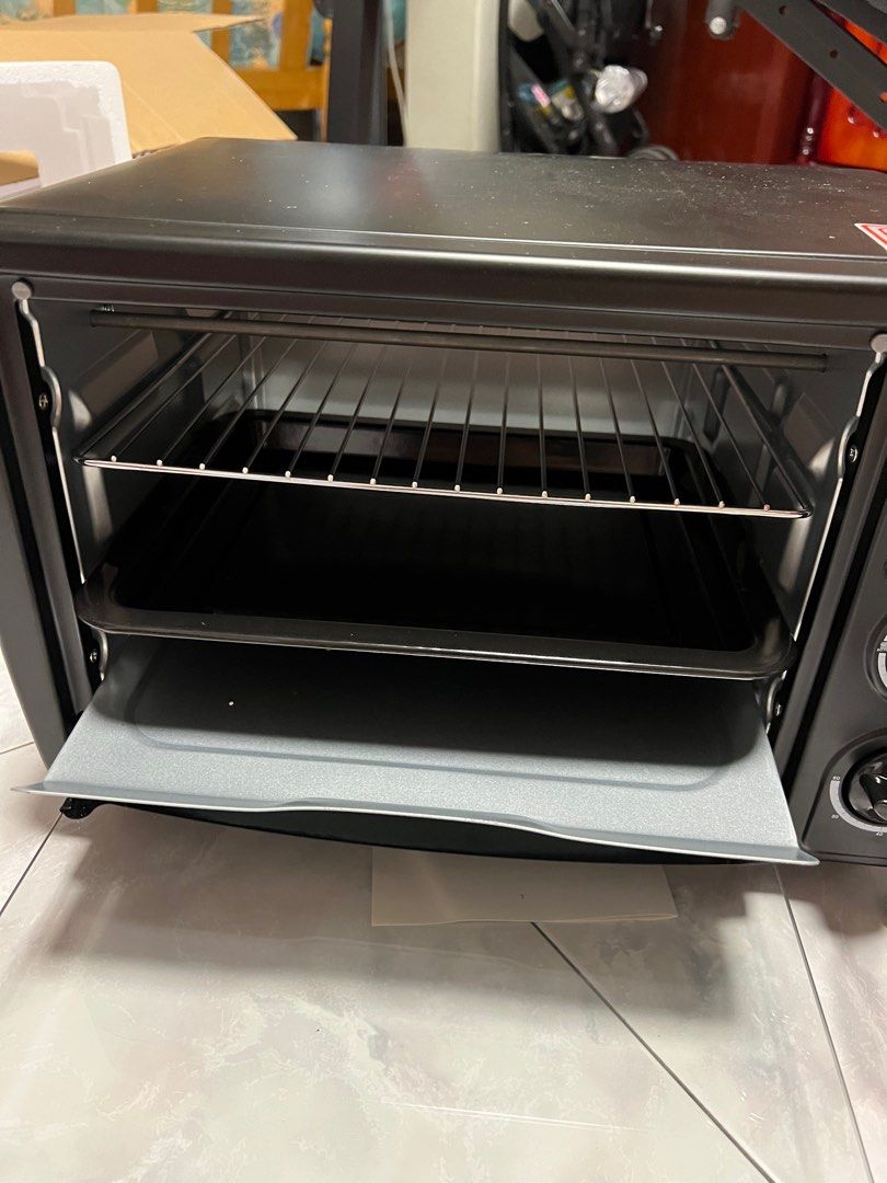 Sharp Eo-19K (Category: Ovens & Toasters) located in Singapore. Submitted by shoppdaisies_ (Listing ID 1328162596, Image 3). Description: Gotten as a gift . Price can nego.