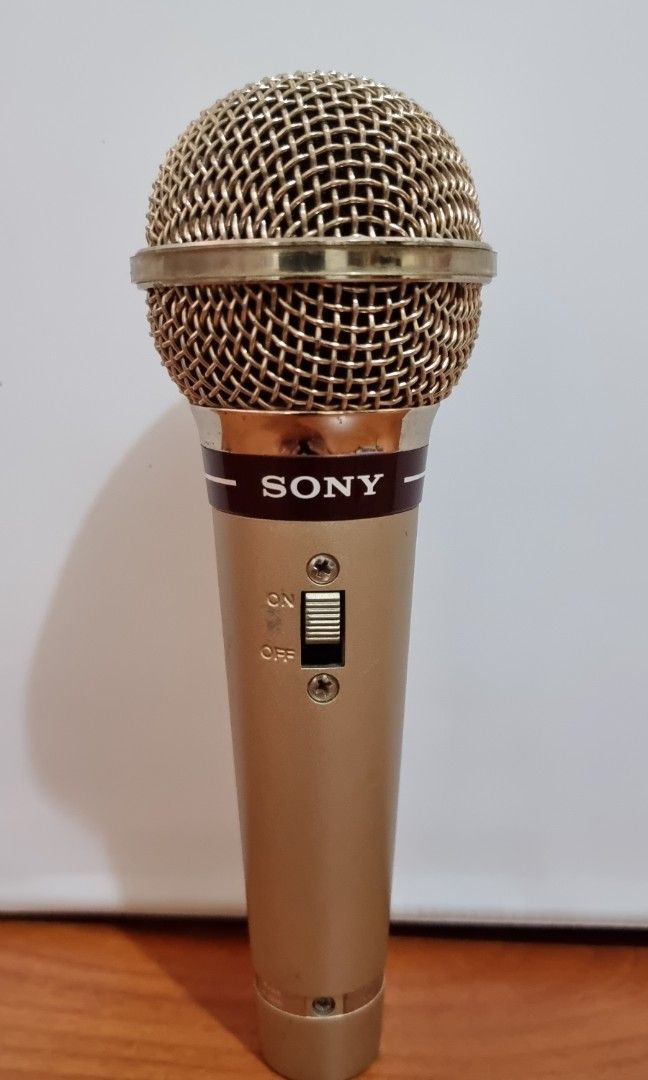 Sony F-V80T Dynamic Microphone (Category: Microphones) located in Binangonan. Submitted by c_r_i_s (Listing ID 1328099647, Image 2). Description: Sony F-V80T Dynamic Microphone The microphone delivers rich, clear, and well-balanced sound with clarity, capturing audio with a natural and detailed tone that highlights its vintage craftsmanship. Made in Japan.