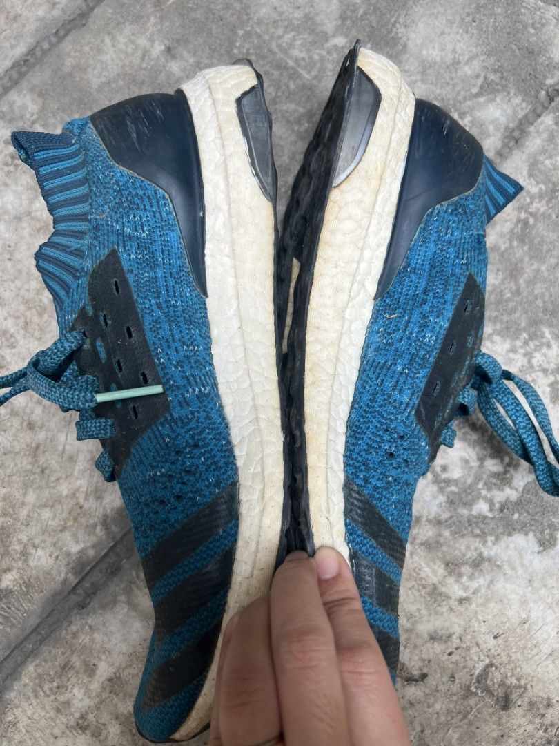 Ultra Boost 8.5 Great Condition (Category: Casual Shoes) located in Pasig City. Submitted by bubbles2022 (Listing ID 1328089810, Image 2). Description: Original Ultraboost size 8.5 / in great condition.