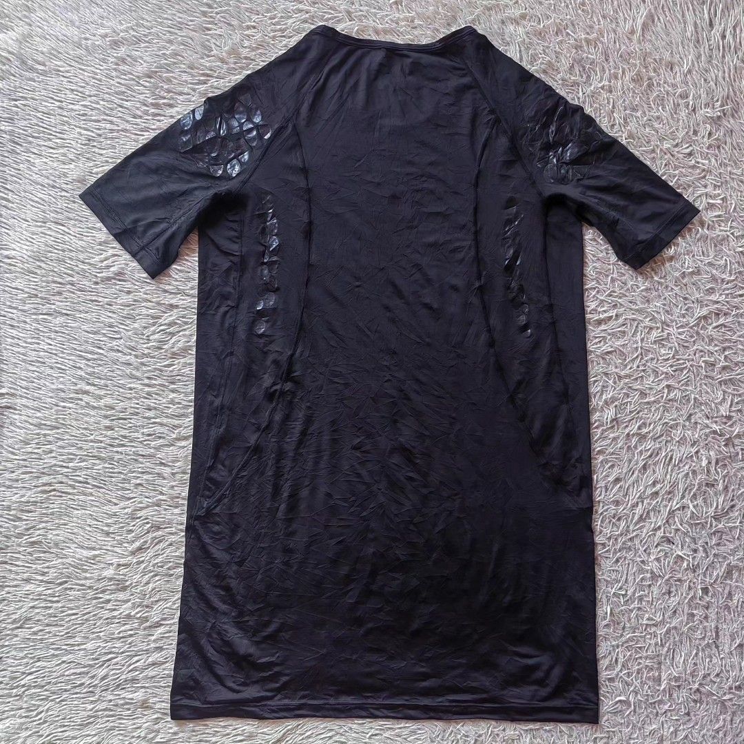 Uniqlo compression mens tee/ rashguard (M) (Category: Activewear) located in Baguio. Submitted by kacijom (Listing ID 1328084295, Image 2). Description: LAST PRICE POSTED •Uniqlo Drifit compression mens tee/ rashguard material •Size L best fit M, 16.5" chest, 27" length •9/10 2 pcs avail, can use for swimming •No rush shipping •Shipping via J&T only •MOP: Gcash/BDO.