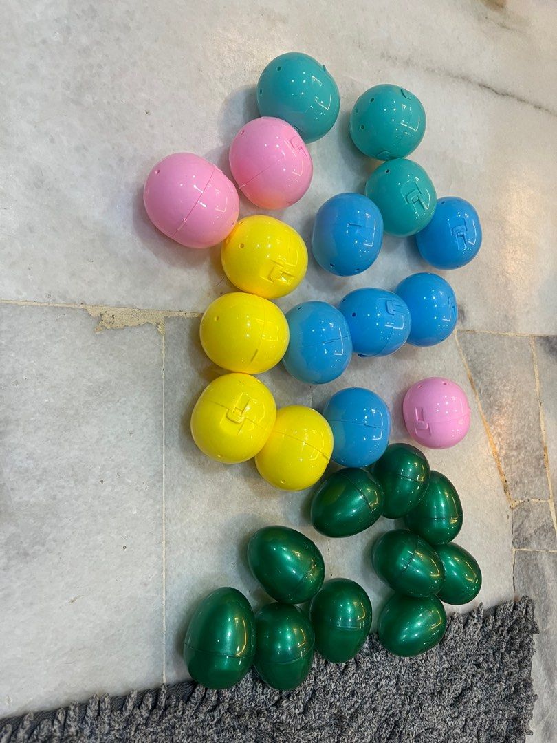 Variety Empty suprise egg shell, Hobbies & Toys, Stationery & Craft
