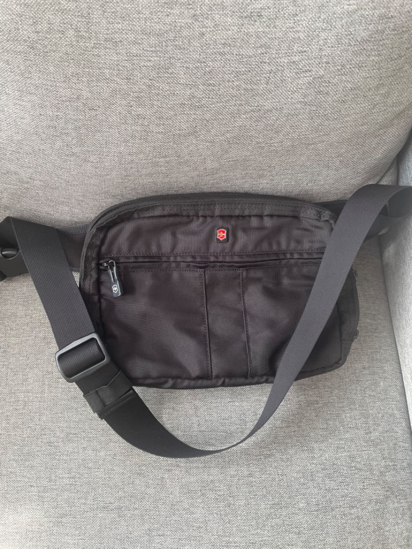 Victorinox waist pack on sale