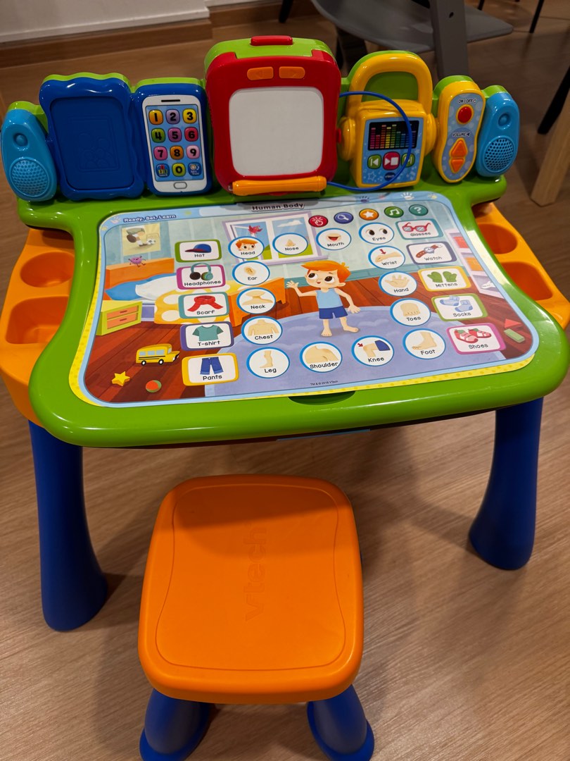 Vtech table and chair