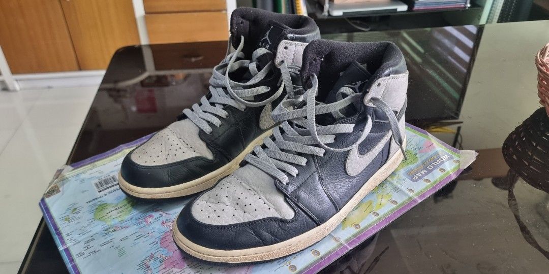 2009 Jordan 1 High Shadow size US 11.5 (Category: Casual Shoes) located in Quezon City. Submitted by kaygee021 (Listing ID 1323497832, Image 2). Description: 2009 Jordan 1 High Shadow Complete with box extra laces Wearable 8.5/10.