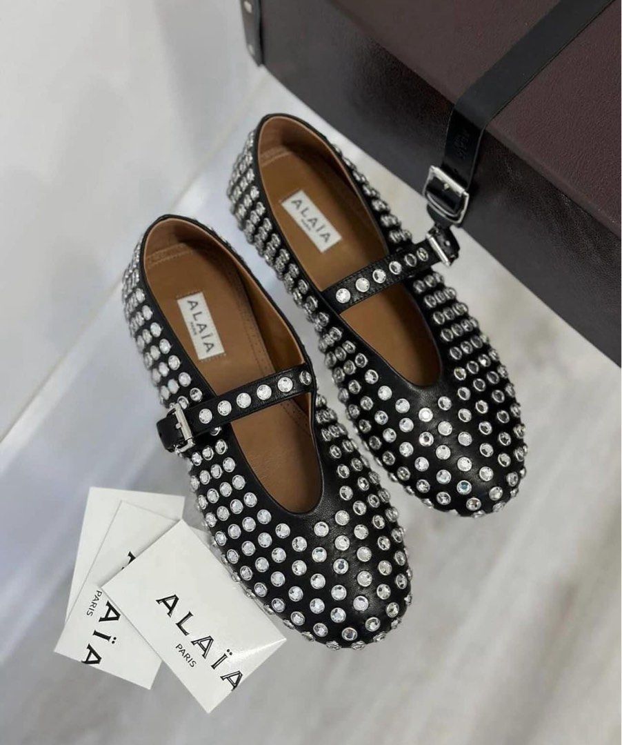 ALAIA BALLERINA SANDAL (Category: Flats & Sandals) located in Paranaque City. Submitted by baniamenrhyan (Listing ID 1323614131, Image 2). Description: .