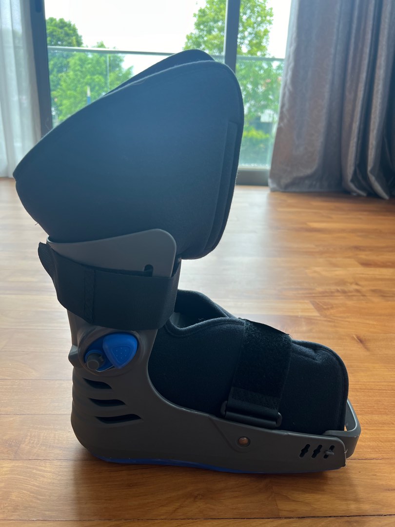 Apollo short ortho boot Health Nutrition Medical Supplies Tools on Carousell