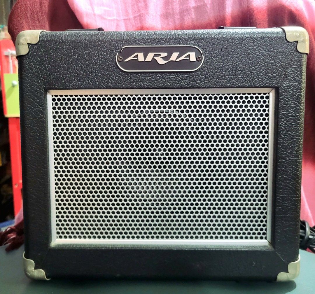 ARIA AB-10 (Bass Guitar Amplifier), Audio, Soundbars, Speakers