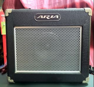 ARIA AB-10 (Bass Guitar Amplifier)